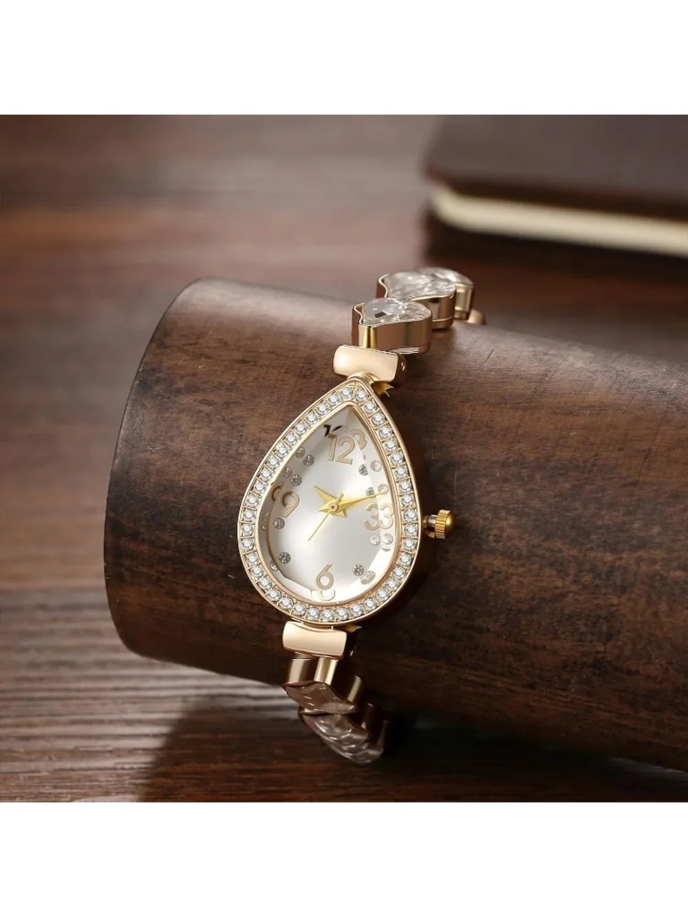 Women's White Crystal Teardrop Rhinestone Dial Ultra-Thin Metal Wrist Watch